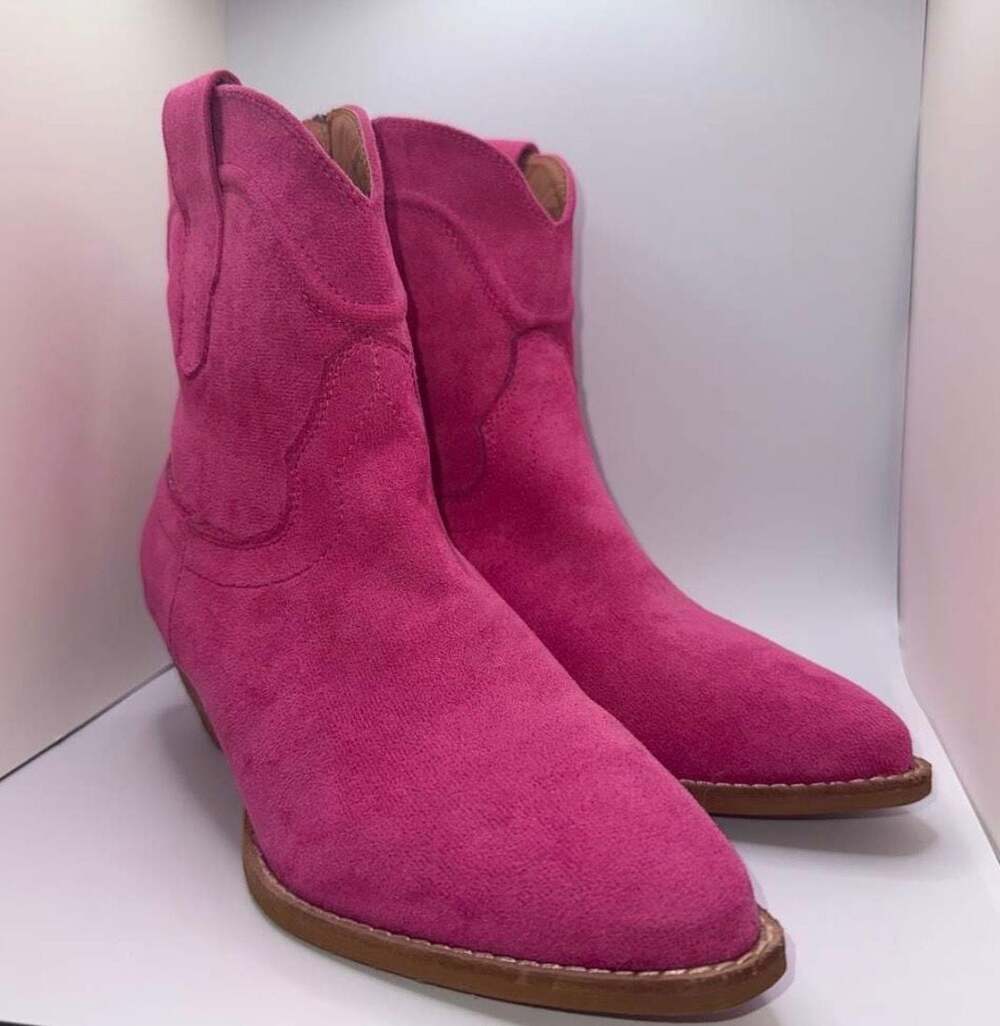 Beast Fashion Pink Suede Western Cowboy Ankle Boots Size 6.5